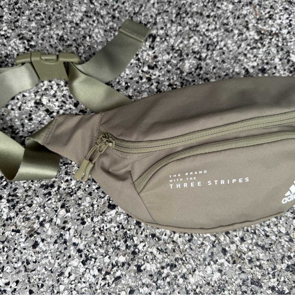 Adidas future icons waist band